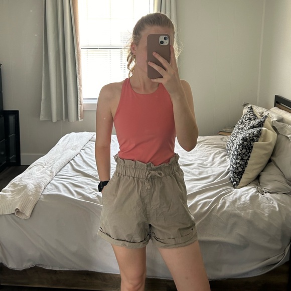 Abercrombie Paper Bag Shorts - Picture 10 of 10